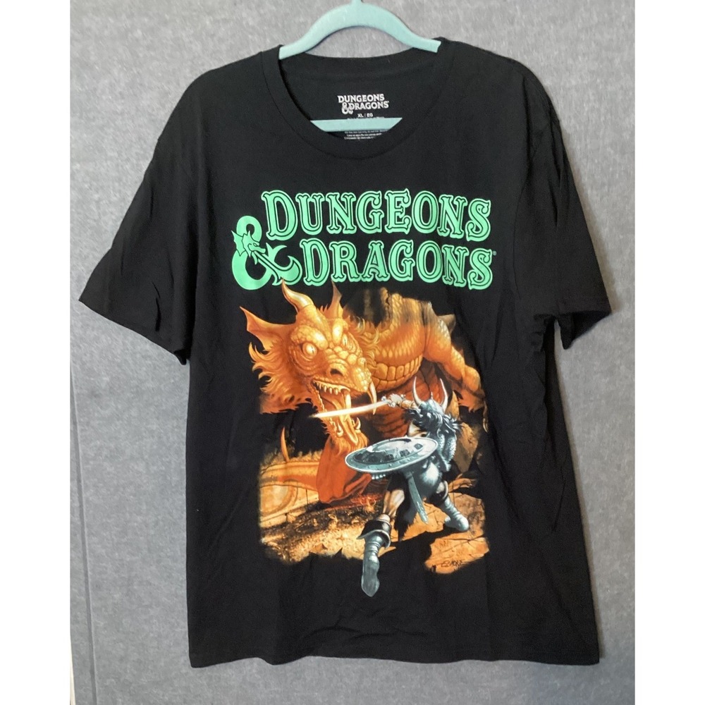 Dungeons & Dragons T-Shirt XL Dragon Graphic Tee Fantasy Gamer RPG Retro Nerd